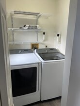 312 Wildflower Ct in Pittsburgh, PA - Building Photo - Building Photo