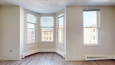 23 Eutaw St in Boston, MA - Foto de edificio - Building Photo