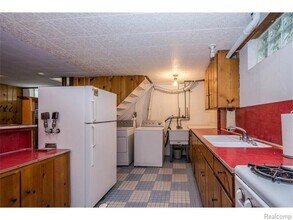 1811 Alhambra Dr in Ann Arbor, MI - Building Photo - Building Photo