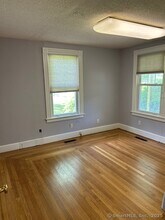 215 Sherman Ave in Hamden, CT - Building Photo - Building Photo