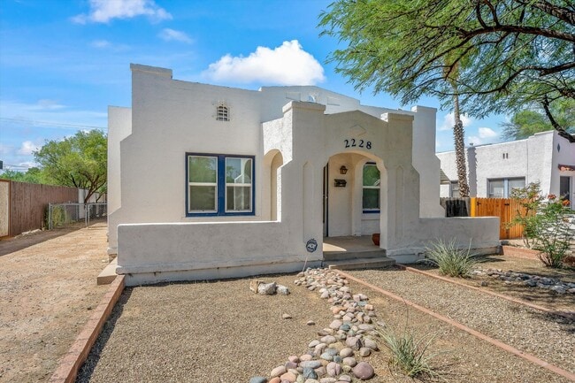 2228 E 6th St in Tucson, AZ - Building Photo - Building Photo