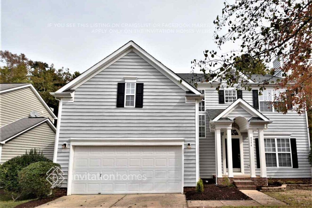 8244 Hornwood Ct in Charlotte, NC - Building Photo