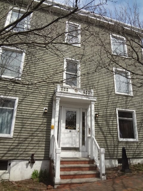 19 Parris St in Portland, ME - Foto de edificio