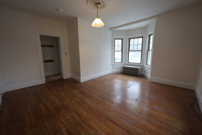 31 June St in Boston, MA - Building Photo - Building Photo