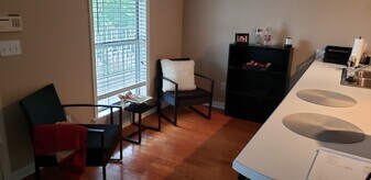 1064 N Montgomery St, Unit F in Starkville, MS - Building Photo