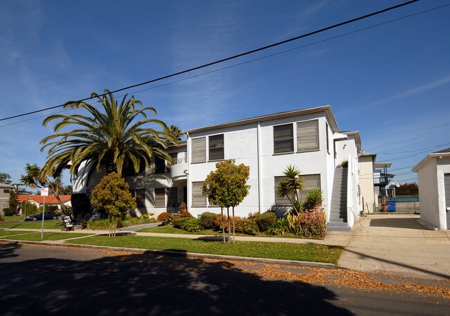 Spaulding Flats in Los Angeles, CA - Foto de edificio - Building Photo