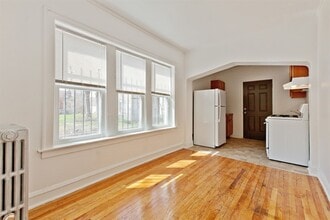 11932 S Stewart Ave Chicago, IL 60628 in Chicago, IL - Building Photo - Building Photo