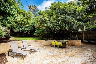 549 San Dieguito Dr in Encinitas, CA - Building Photo - Building Photo