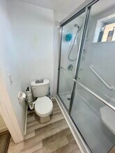 5860 NW 64th Ave in Fort Lauderdale, FL - Building Photo - Building Photo