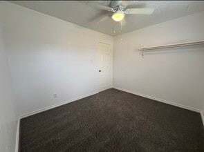 831-832 Deerpass Dr in Channelview, TX - Building Photo - Building Photo