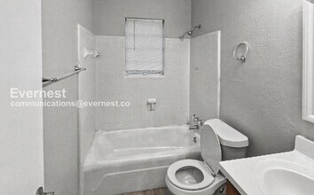 1024 4th Ave W in Birmingham, AL - Building Photo - Building Photo