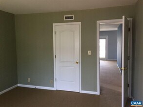 1262 Villa Ln-Unit -F in Charlottesville, VA - Building Photo - Building Photo