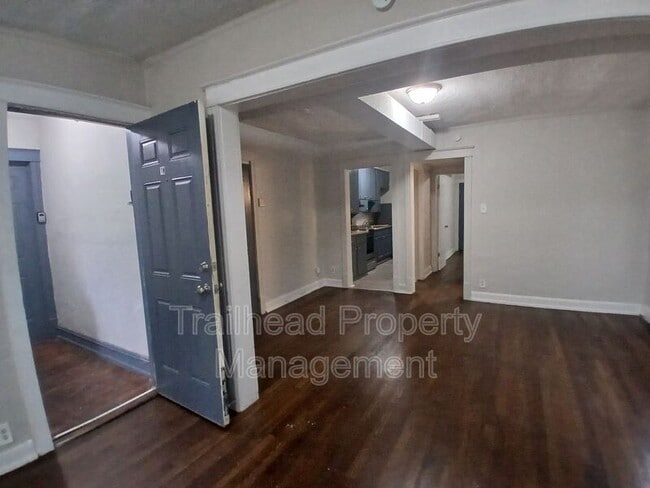 104 N Indiana Ave in Kansas City, MO - Building Photo - Building Photo