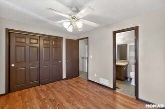 17465 E Plateau Dr in Aurora, CO - Building Photo - Building Photo