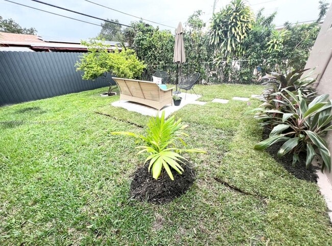 11241 SW 7th Terrace in Miami, FL - Building Photo - Building Photo