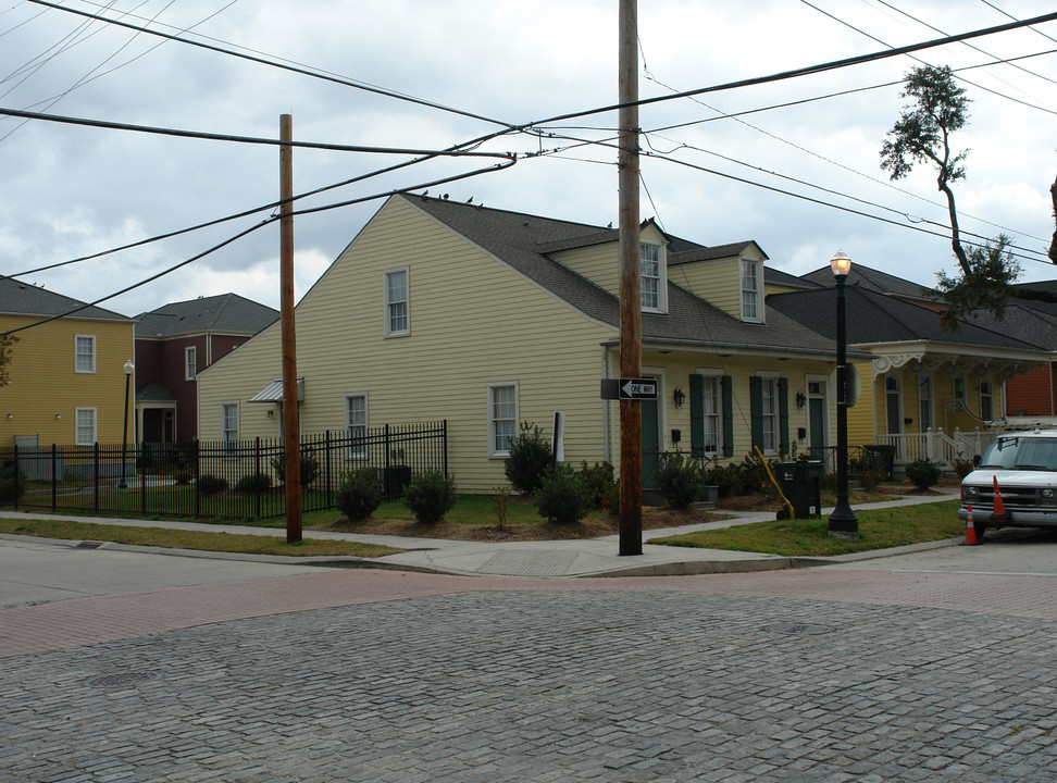 753 Josephine Dr in New Orleans, LA - Building Photo