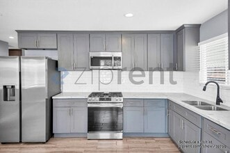 9320 Ives St in Bellflower, CA - Building Photo - Building Photo