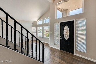 4401 E Vista Dr in Phoenix, AZ - Building Photo - Building Photo