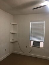 1211 S Brazos St-Unit -241 in Weatherford, TX - Building Photo - Building Photo