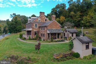 Hopewell Forge Ironmaster Estate in Lititz, PA - Building Photo - Building Photo