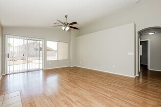 3901 E Barbarita Ave in Gilbert, AZ - Building Photo - Building Photo