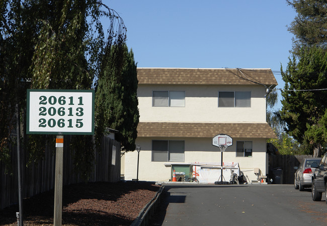 20611 Center St in Castro Valley, CA - Building Photo - Building Photo