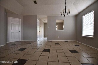 6114 6th St in Lubbock, TX - Building Photo - Building Photo