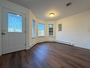 36 Rockland St in Haverstraw, NY - Foto de edificio - Building Photo