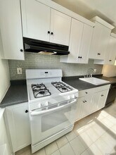 450 Pelham Rd in New Rochelle, NY - Building Photo - Building Photo