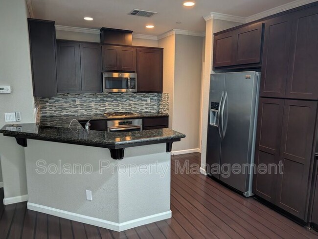 2732 Soho Ln in Fairfield, CA - Building Photo - Building Photo