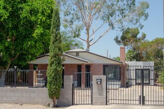 3202 N 37th St in Phoenix, AZ - Building Photo - Building Photo