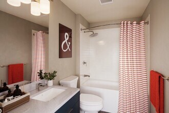 The Legacy at Ann Arbor in Ann Arbor, MI - Foto de edificio - Building Photo