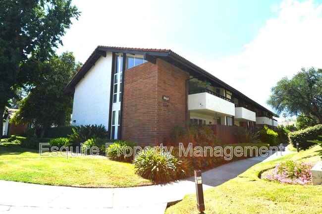 property at 31578 Agoura Rd
