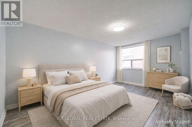 property at 4062 Lawrence Ave E