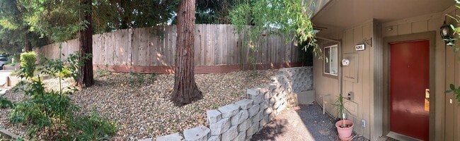 9245 Madison Ave in Orangevale, CA - Building Photo - Building Photo