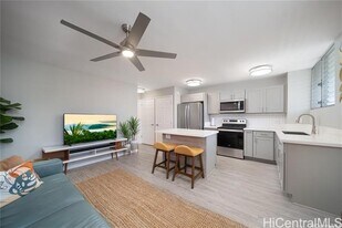 1401 Lusitana St in Honolulu, HI - Building Photo