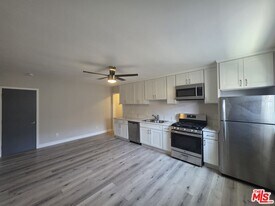 1505 Cochran Ave in Los Angeles, CA - Building Photo