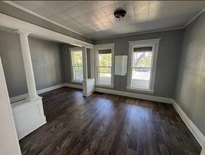 75 Van Stallen St in Rochester, NY - Building Photo - Building Photo