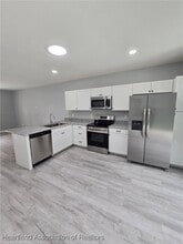 601 S Lotela Ave in Avon Park, FL - Building Photo - Building Photo