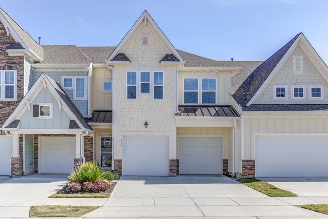 property at 570 Metro Station