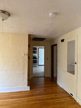 2 Schussler Rd in Worcester, MA - Building Photo - Building Photo