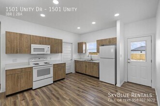 1501 Unity Dr in Mercedes, TX - Building Photo - Building Photo