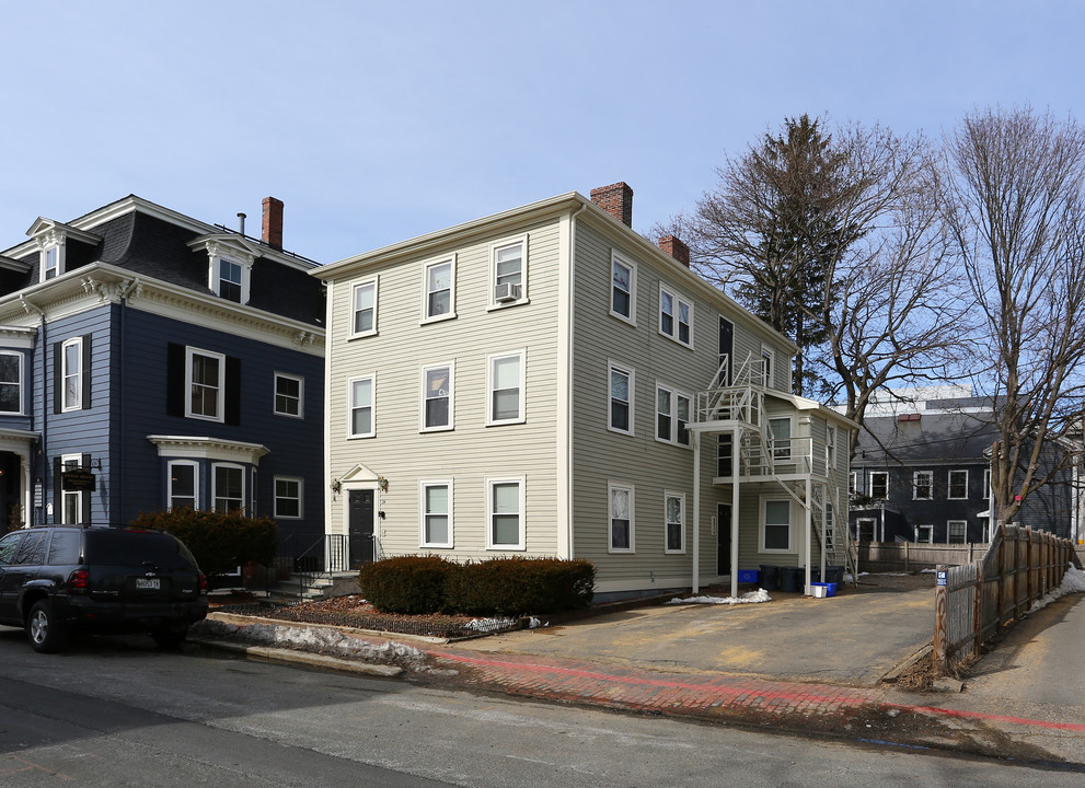 24 Lynde St in Salem, MA - Foto de edificio