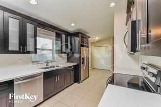 8064 Winged Foot Dr in Ft. Myers, FL - Building Photo - Building Photo