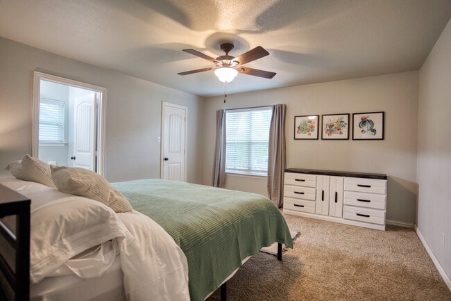 property at 311 W Bond St