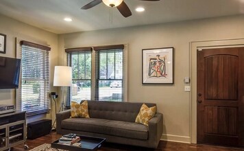 1109 Sunnymeade Dr in Nashville, TN - Building Photo - Building Photo