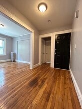 305 Cummins Hwy in Boston, MA - Building Photo - Building Photo