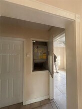1087 NW 51st St in Miami, FL - Building Photo - Building Photo