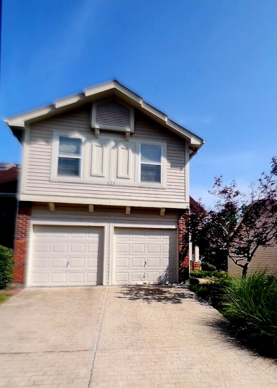 property at 634 Sandy Summit Dr