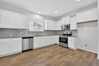 221 Arabian Colt Dr in Georgetown, TX - Foto de edificio - Building Photo